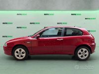 Usata Alfa Romeo 147 120 CV (88 kW) 2007 Rosso Utilitaria
