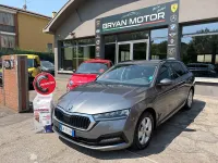 Usata Skoda Octavia Executive 150 CV (110 kW) 2023 Grigio Station wagon