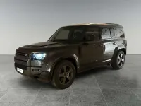 Usata Land Rover Defender SE Dynamic 200 CV (147 kW) 2026 Carphatian grey SUV