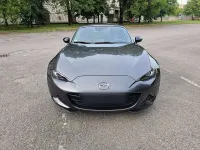 Usata Mazda MX5 Exclusive-Line 160 CV (117 kW) 2018 Grigio Cabrio