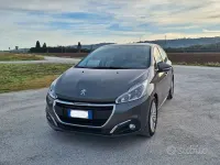 Usata Peugeot 208 Active 83 CV (61 kW) 2019 Grigio Utilitaria