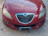 Usado Lancia Delta 120 CV (88 kW) 2008 Rojo Utilitario