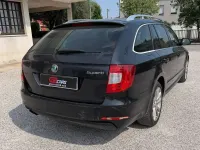 Usata Skoda Superb Elegance 140 CV (102 kW) 2012 Nero Station wagon