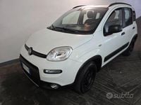 Usata Fiat Panda 4x4 S 95 CV (69 kW) 2017 Bianco Utilitaria