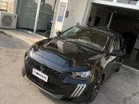 Nuova Peugeot 208 Allure 100 CV (73 kW) 2026 Nero Utilitaria