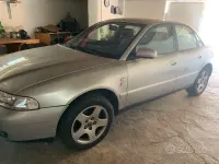 Usata Audi A4 2000 Grigio Berlina