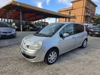 Usata Renault Grand Modus 101 CV (74 kW) 2011 Argento Monovolume
