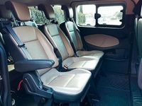 Usata Ford Tourneo 155 CV (114 kW) 2015 Nero Monovolume