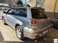 Usata Mitsubishi Outlander Intense 150 CV (110 kW) 2005 Argento SUV