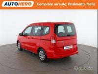 Usata Ford Tourneo Courier 100 CV (73 kW) 2019 Rosso Monovolume