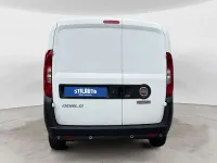 Usata Fiat Doblò 95 CV (69 kW) 2018 Bianco pastello Monovolume