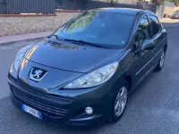 Usata Peugeot 207 68 CV (50 kW) 2011 Grigio Berlina