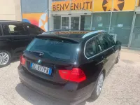 Usata BMW 318 143 CV (105 kW) 2012 Nero Station wagon