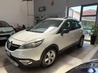 Usata Renault Scénic III XMOD 110 CV (80 kW) 2013 Bianco Monovolume