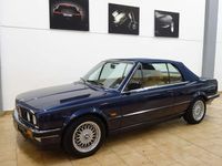 Usata BMW 320 126 CV (92 kW) 1988 Blu Cabrio