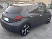 Usata Peugeot 208 GT-line 100 CV (73 kW) 2017 Grigio Utilitaria