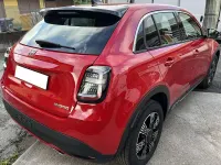 Usata Fiat 600 Pop 136 CV (100 kW) 2025 Rosso SUV