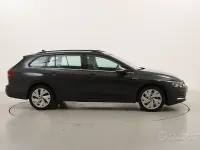 Usata VW Golf VIII Style 116 CV (85 kW) 2021 Gray Station wagon