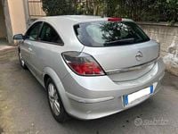 Usata Opel Astra GTC 90 CV (66 kW) 2007 Berlina