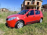 Usata Dacia Sandero 75 CV (55 kW) 2010 Rosso Berlina