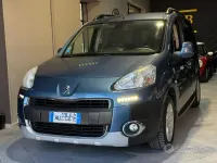 Usata Peugeot Partner Tepee 120 CV (88 kW) 2016 Blu Monovolume