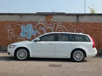 Usata Volvo V50 115 CV (84 kW) 2011 Bianco Station wagon