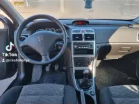 Usata Peugeot 307 90 CV (66 kW) 2005 Nero Utilitaria