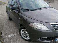 Usata Lancia Ypsilon 69 CV (50 kW) 2013 Marrone Utilitaria