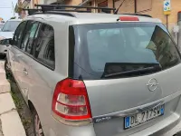 Usata Opel Zafira 94 CV (69 kW) 2007 Grigio Monovolume