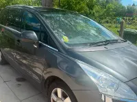 Usata Peugeot 5008 112 CV (82 kW) 2011 Grigio Monovolume
