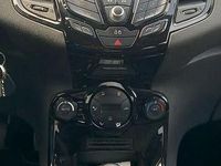 Usata Ford Fiesta Titanium 97 CV (71 kW) 2014 Grigio Berlina