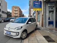 Usata VW up! Move 75 CV (55 kW) 2014 Bianco Utilitaria