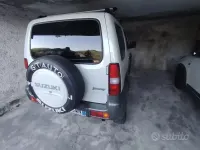 Usata Suzuki Jimny 85 CV (62 kW) 2017 Bianco SUV