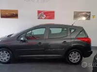 Usata Peugeot 207 Access 70 CV (51 kW) 2011 Grigio Station wagon