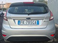 Usata Ford Fiesta Business Edition 75 CV (55 kW) 2017 Argento Utilitaria