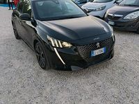 Usata Peugeot 208 GT 130 CV (95 kW) 2022 Nero Utilitaria