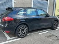 Usata Porsche Cayenne 245 CV (180 kW) 2012 Nero SUV