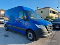 Usata Mercedes Sprinter 114 CV (83 kW) 2020 Blu Furgone