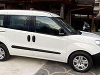 Usata Fiat Doblò 90 CV (66 kW) 2016 Bianco Monovolume