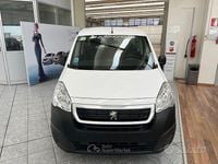 Usata Peugeot TePee Access 75 CV (55 kW) 2018 Bianco Monovolume