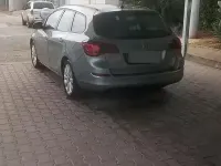 Usata Opel Astra 125 CV (91 kW) 2011 Station wagon