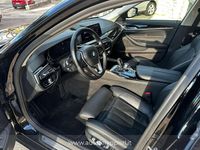 Usata BMW 530 Luxury Line 286 CV (210 kW) 2021 Nero Station wagon