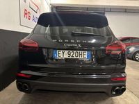Usata Porsche Cayenne 420 CV (308 kW) 2015 Nero SUV