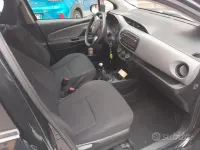 Occasion Toyota Yaris Active 90 ch (66 kW) 2014 Noir Citadine
