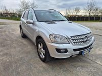 Usata Mercedes ML280 190 CV (139 kW) 2007 Grigio SUV