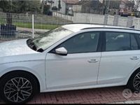 Usado Skoda Octavia G-TEC Style 131 CV (96 kW) 2021 Blanco Familiar