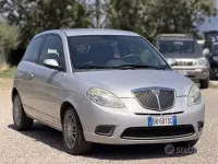 Usata Lancia Ypsilon 60 CV (44 kW) 2008 Grigio Utilitaria