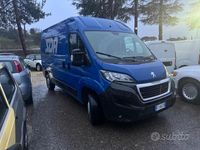 Usata Peugeot Boxer S 140 CV (102 kW) 2019 Blu Furgone