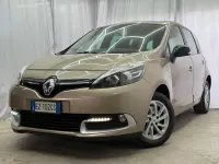 Usata Renault Scénic III 110 CV (80 kW) 2015 Marrone Monovolume