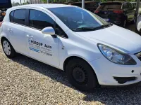 Usata Opel Corsa Edition 80 CV (58 kW) 2010 Bianco Utilitaria